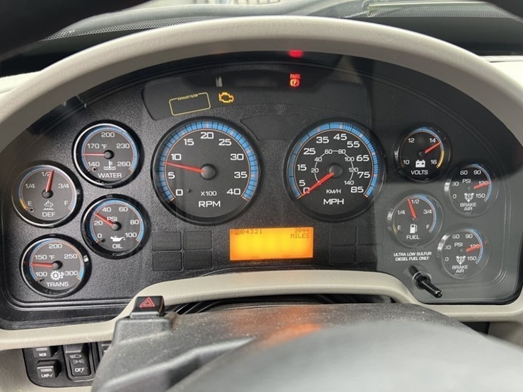 international-durastar-4300-image-35