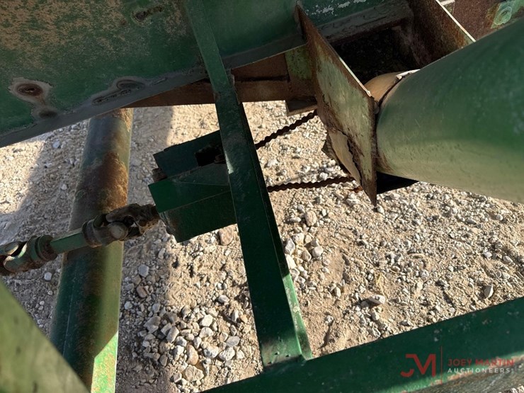 john-deere-pull-grain-cart-image-9