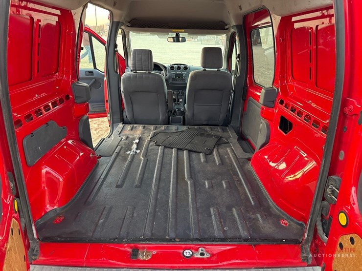 ford-transit-image-13