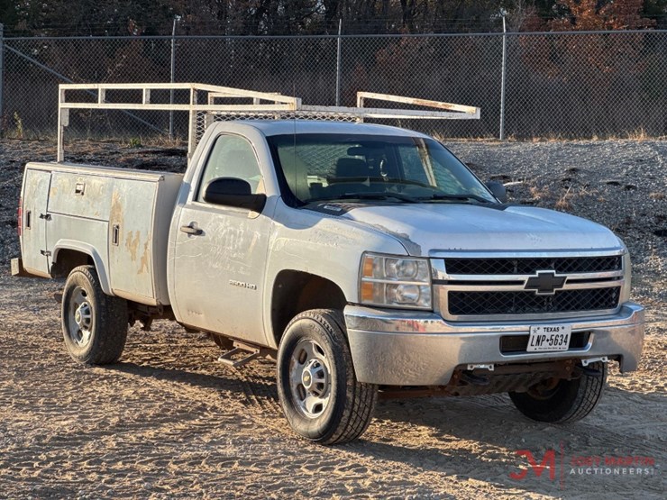 2008-chevrolet-silverado-2500-image-1
