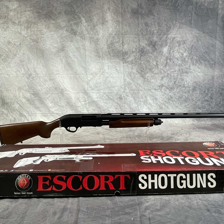 #4045 • Escort M87, 12 Ga. Pump Action Shotgun, SN: 417372, (Neenah, WI)