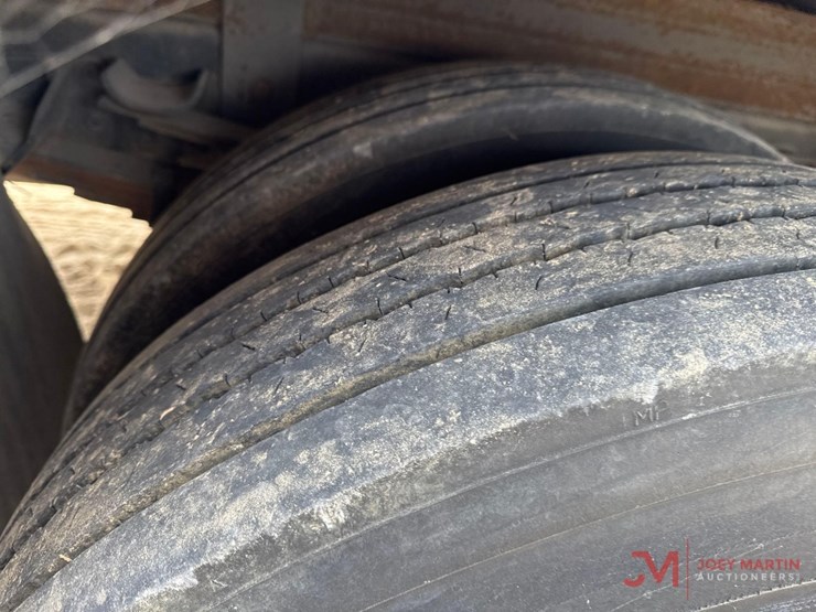 1996-international-4700-image-12