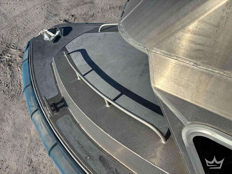 2011-armstong-marine-pilot-house-boat-w/-t/a-boat-trailer-image-19