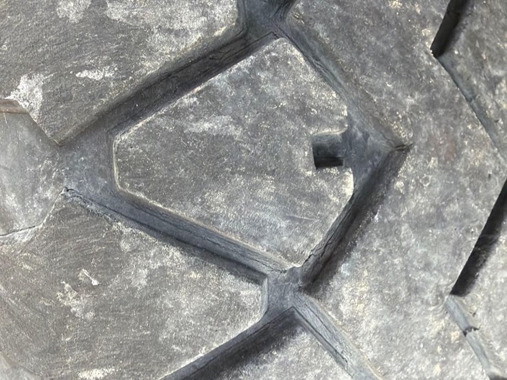 2019-ingersoll-rand-club-car-carry-all-utv-image-14