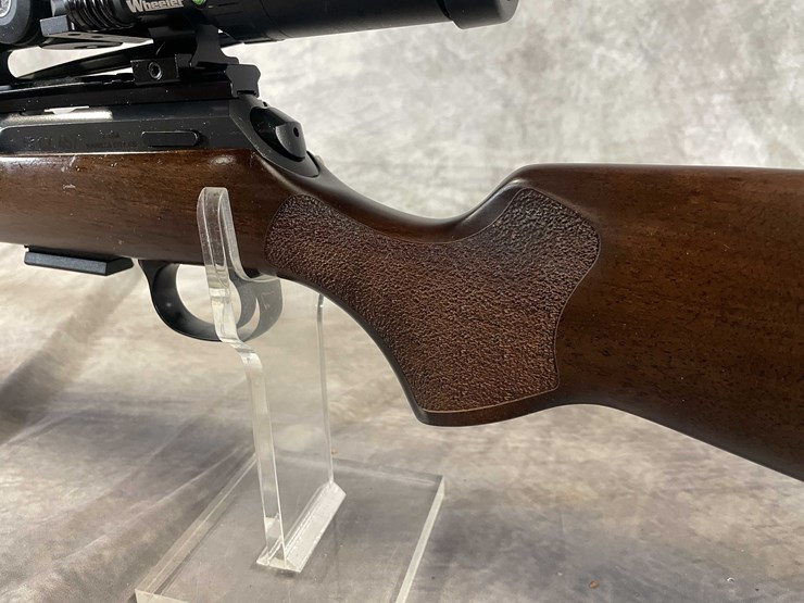 #1181-•-cz457,-17-hmr-bolt-action-rifle,-sn:-d064994,-(neenah,-wi)-image-13