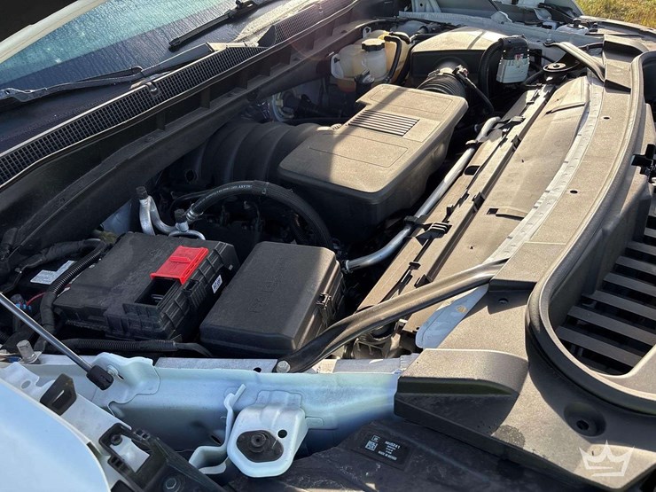 2024-chevrolet-tahoe-image-9