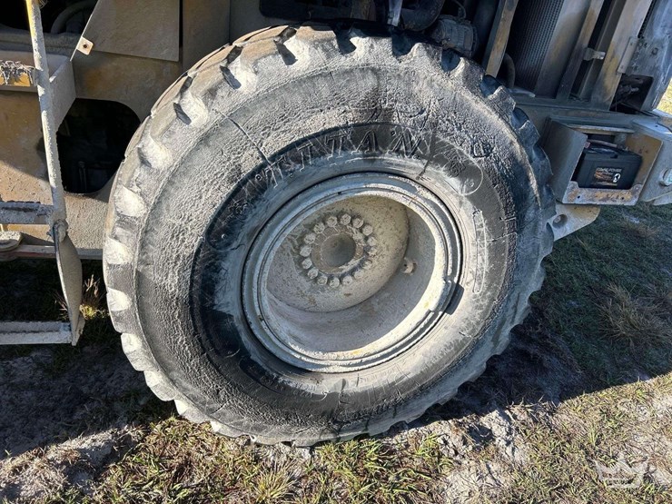 caterpillar-928g-image-20