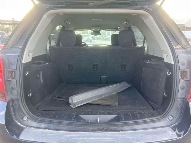 2017-chevrolet-equinox-image-24