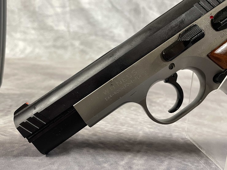#5196-•-tanfoglio,-10mm-semi-auto-pistol,-sn:-ea44619,-(neenah,-wi)-image-10