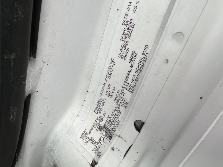 2014-chevrolet-express-paratransit-bus-image-19