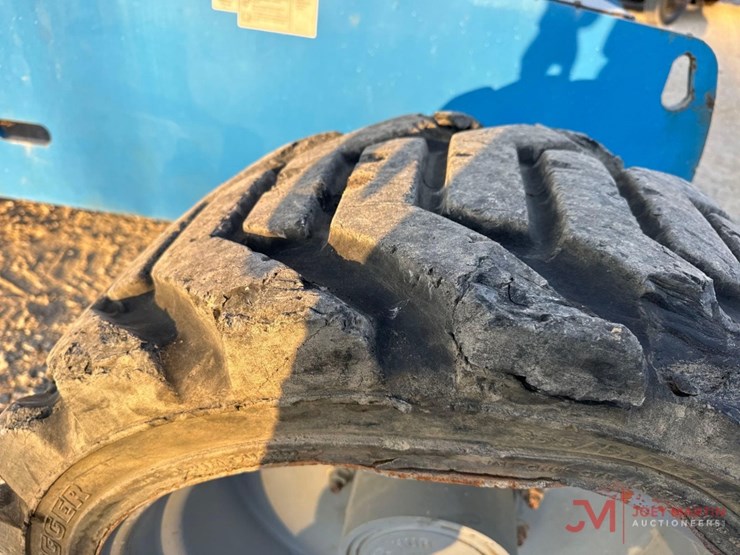 2013-genie-s65-image-8