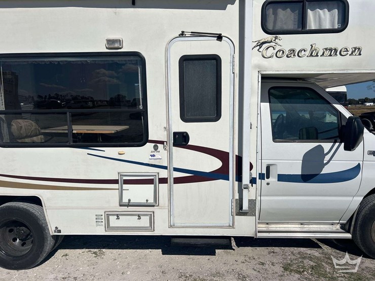 2003-coachmen-catalina-sport-220rk-class-c-motorhome-image-15