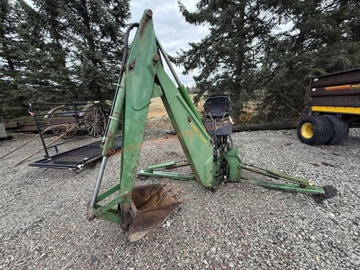 john-deere-10-image-10