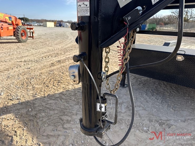 2022-maxx-dh6x-gooseneck-trailer-image-5