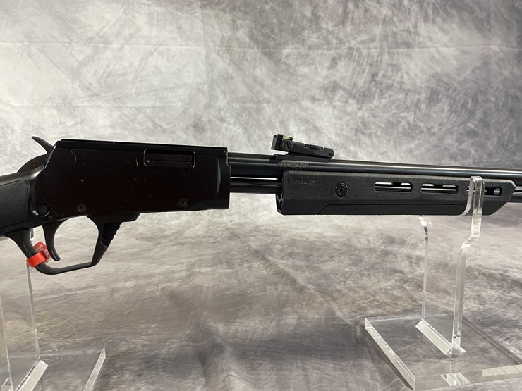 #1198-•-rossi-gallery-gun,-22-cal-pump-action-rifle,-sn:-7cg005626n,-(neenah,-wi)-image-4