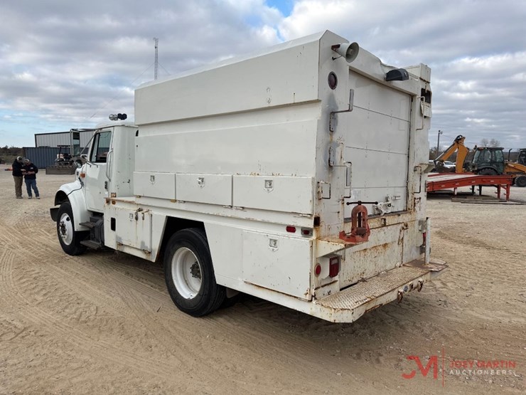 1996-international-4700-image-3