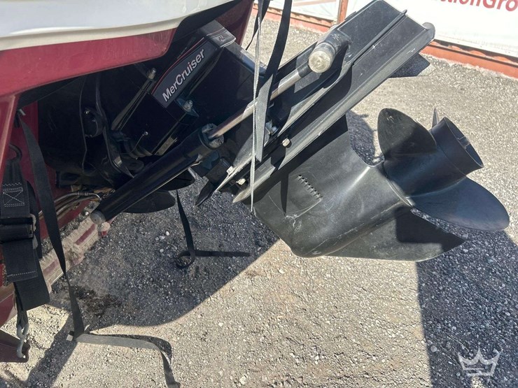 2013-tahoe-q4-boat-with-s/a-boat-trailer-image-32