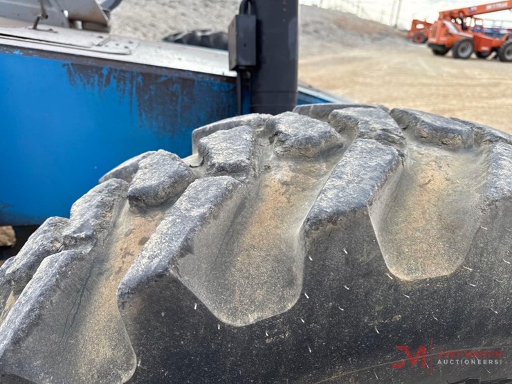 2013-genie-gth1056-image-15