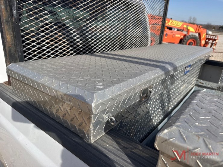 2008-ford-f250-xl-image-9