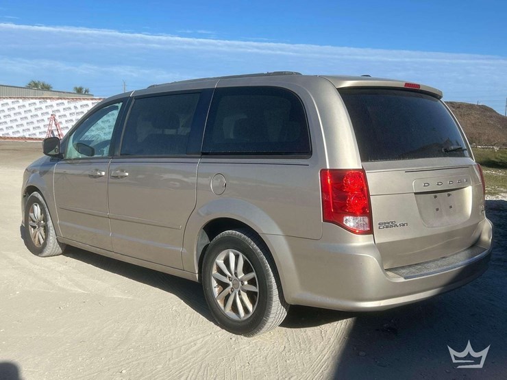 2016-dodge-grand-caravan-image-4