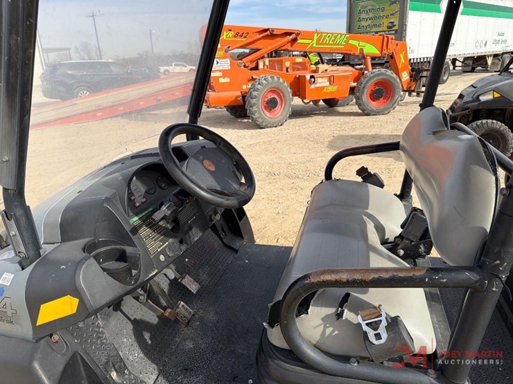 2019-ingersoll-rand-club-car-carry-all-utv-image-17