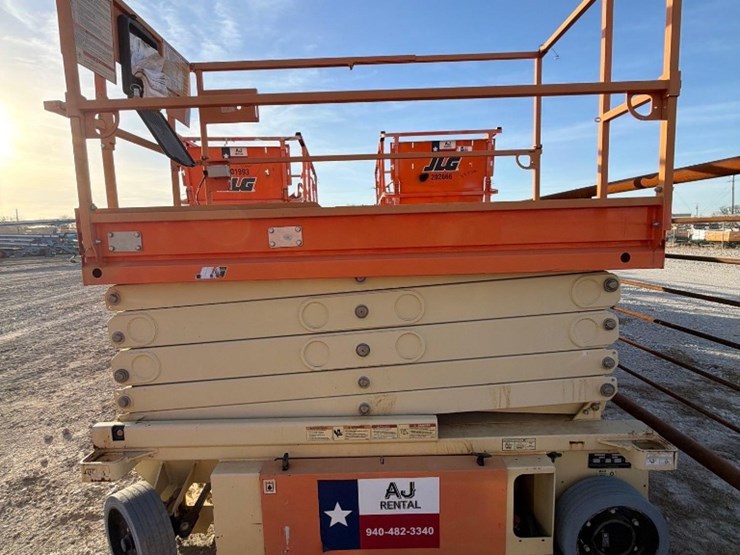 2015-jlg-3248rs-image-3