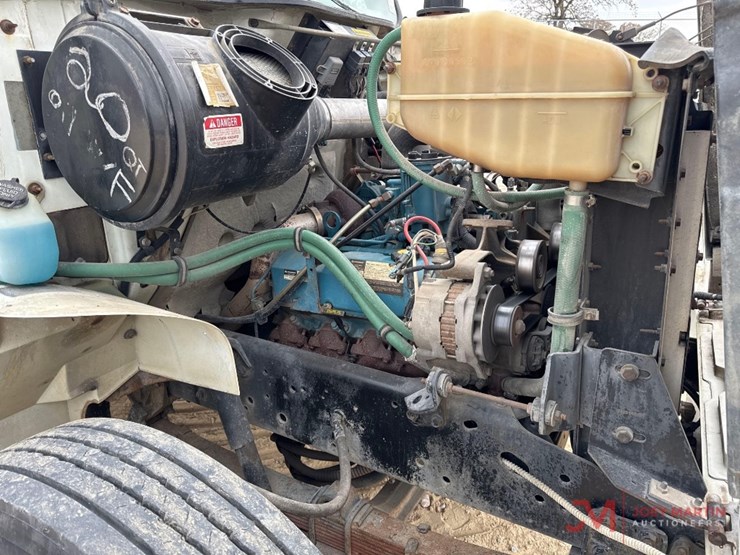 1996-international-4700-image-15