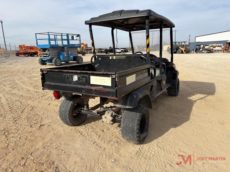 2019-ingersoll-rand-club-car-carry-all-utv-image-3