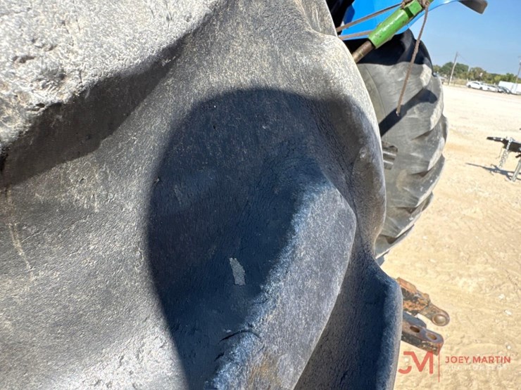 new-holland-tl100-image-11