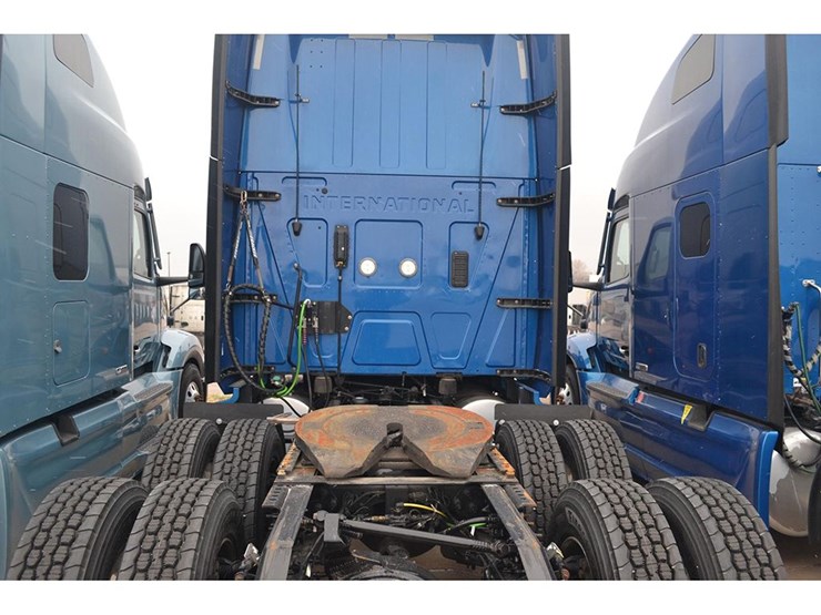 international-lt-image-3