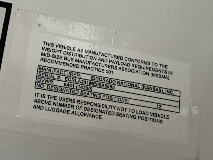 2014-chevrolet-express-paratransit-bus-image-35