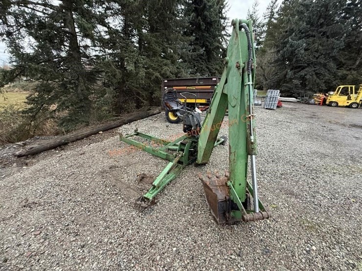 john-deere-10-image-9