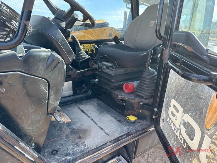 2017-jcb-510-56-image-24