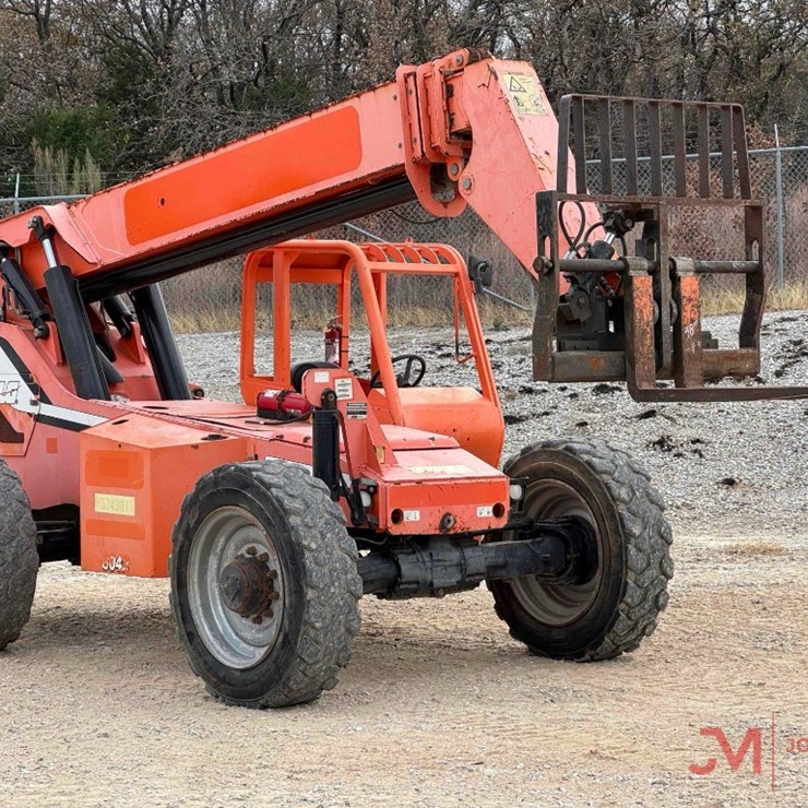 2015 JLG 8042