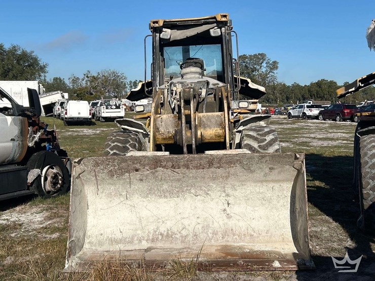 caterpillar-928g-image-16