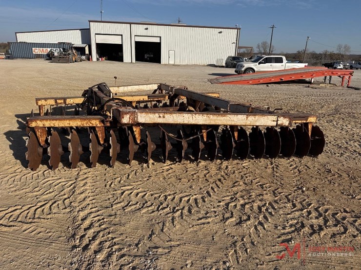 international-15-image-3