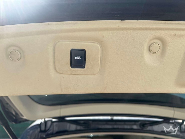 2013-infiniti-jx35-v-suv-image-41