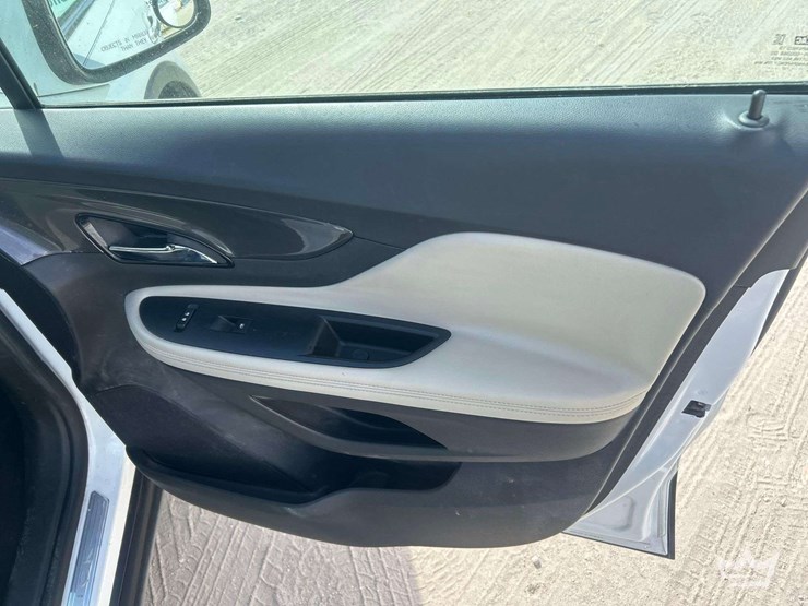 2018-buick-encore-image-24