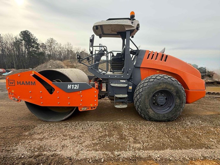 2021-hamm-h12i-image-1
