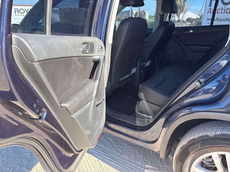 2016-volkswagen-tiguan-image-15