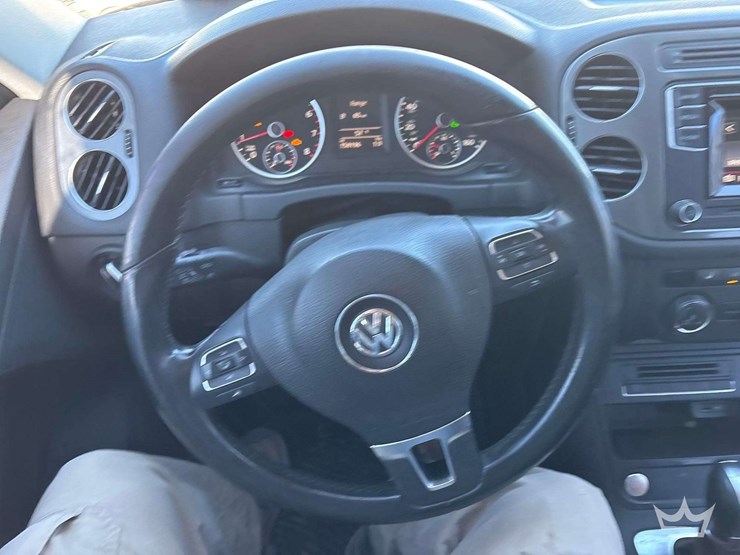 2016-volkswagen-tiguan-image-13
