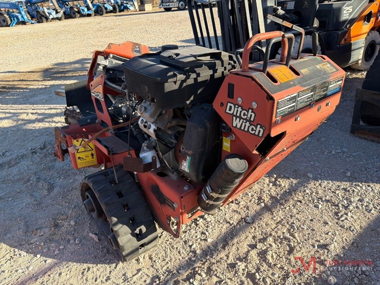 2013-ditch-witch-rt16-image-5