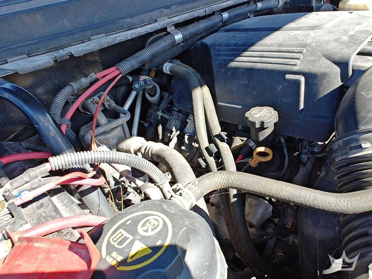 2014-chevrolet-tahoe-image-10