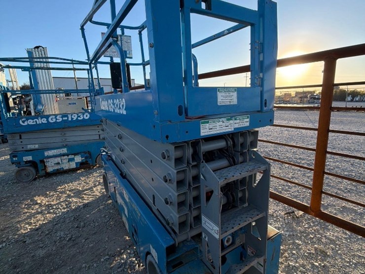 genie-gs3232-image-3