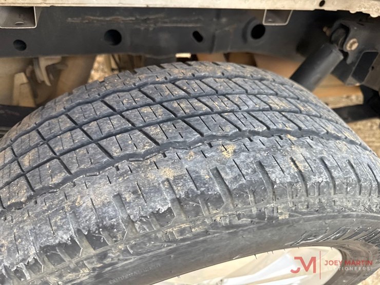 ford-f150-xlt-image-13