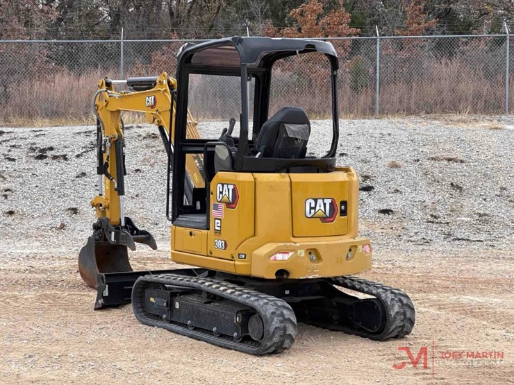 caterpillar-303-image-1