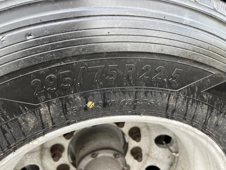 1996-western-53'-image-13