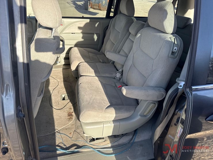 2007-honda-odyssey-image-18