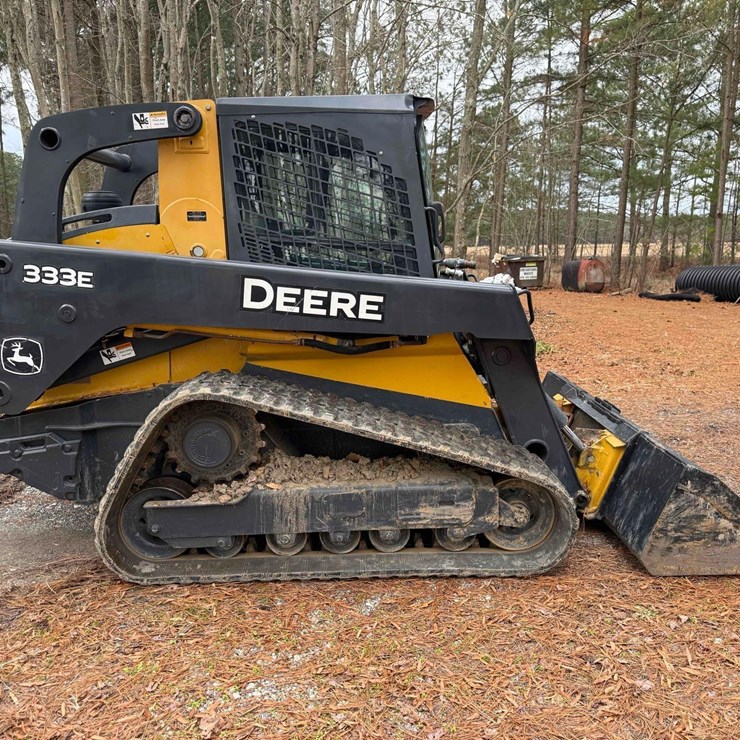 DEERE 333E