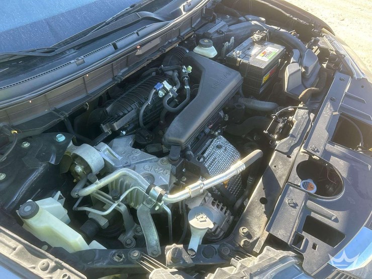 2017-nissan-rogue-image-16